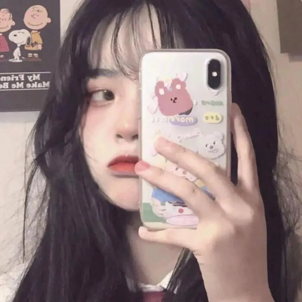 爱丽丝小姐家的地炉旁边