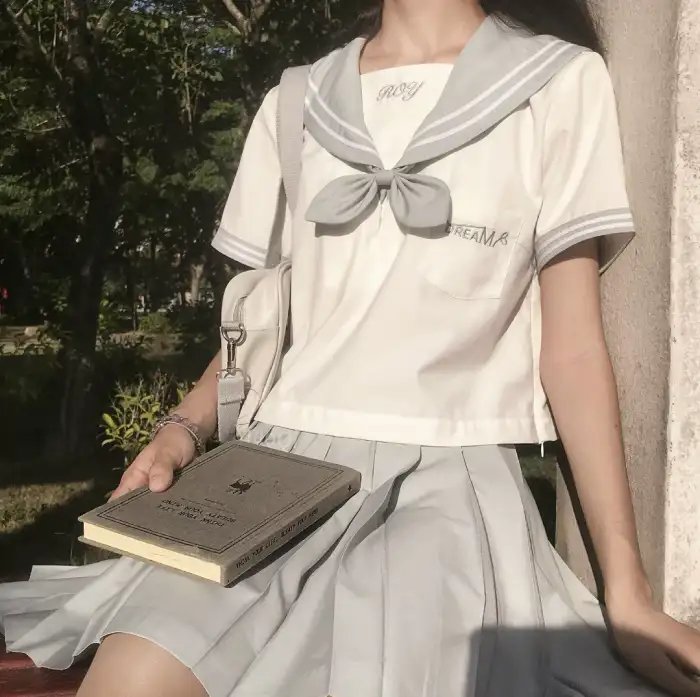 重回母校当学霸